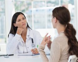 6108-06905668
© Masterfile Royalty-Free
Model Release: Yes
Property Release: Yes
Female doctor discussing with a patient